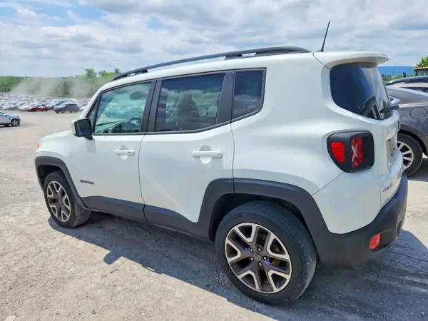 ZACCJBBB4JPG75558 2018 JEEP RENEGADE - Image 2