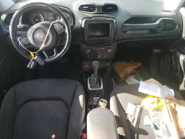 ZACCJBBB4JPG89766 2018 JEEP RENEGADE - Image 8