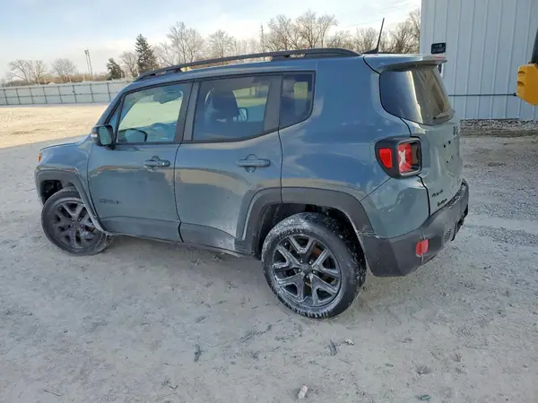ZACCJBBB4JPH07599 2018 JEEP RENEGADE - Image 2