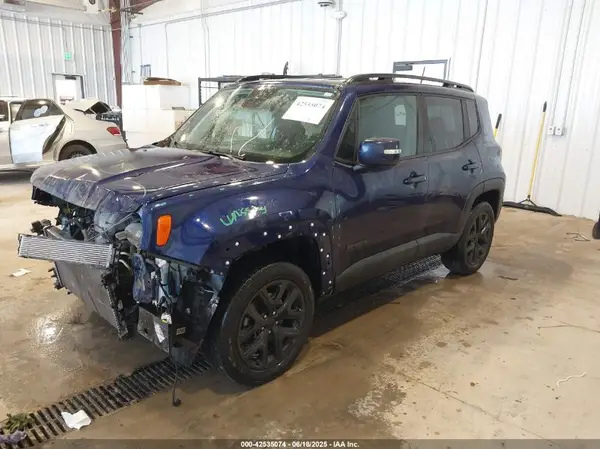 ZACCJBBB4JPH21339 2018 JEEP RENEGADE - Image 2