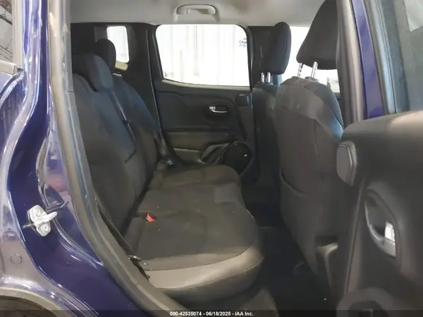 ZACCJBBB4JPH21339 2018 JEEP RENEGADE - Image 8