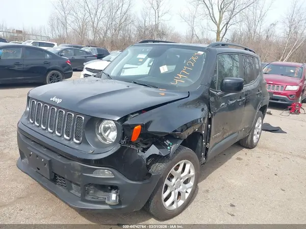 ZACCJBBB4JPH37590 2018 JEEP RENEGADE - Image 2