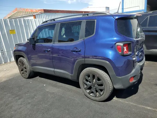 ZACCJBBB4JPH39808 2018 JEEP RENEGADE - Image 2