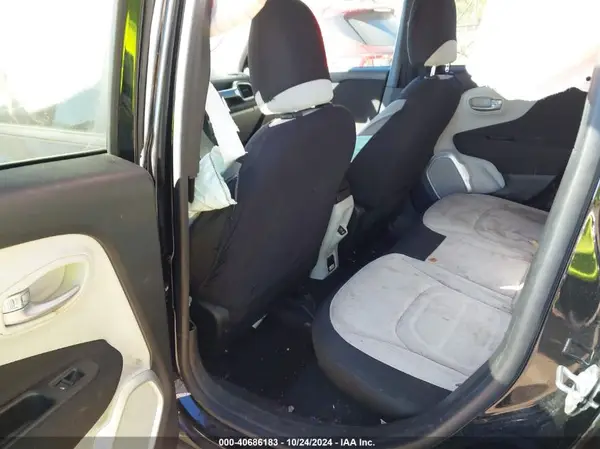 ZACCJBBB4JPH58603 2018 JEEP RENEGADE - Image 8