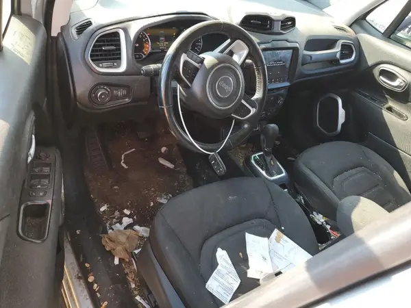 ZACCJBBB4JPH61064 2018 JEEP RENEGADE - Image 8