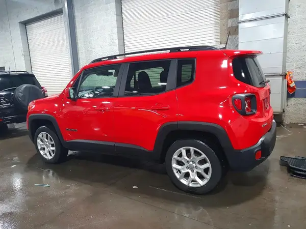 ZACCJBBB4JPH61081 2018 JEEP RENEGADE - Image 2