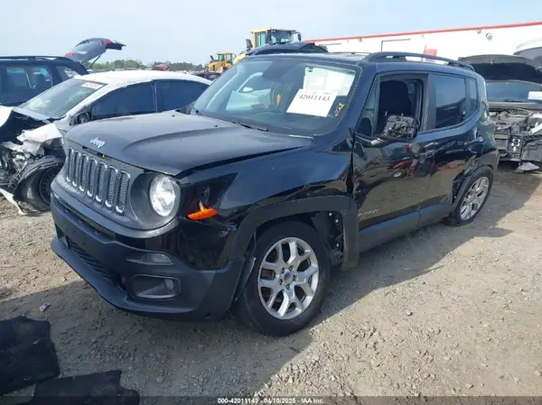 ZACCJBBB4JPH65826 2018 JEEP RENEGADE - Image 2
