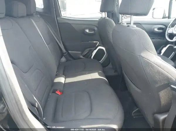 ZACCJBBB4JPH65826 2018 JEEP RENEGADE - Image 7