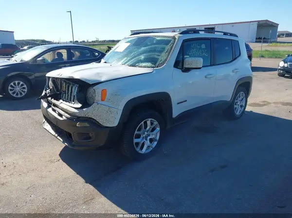 ZACCJBBB4JPH98308 2018 JEEP RENEGADE - Image 2