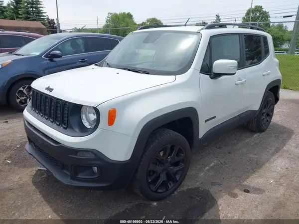 ZACCJBBB4JPH99829 2018 JEEP RENEGADE - Image 2