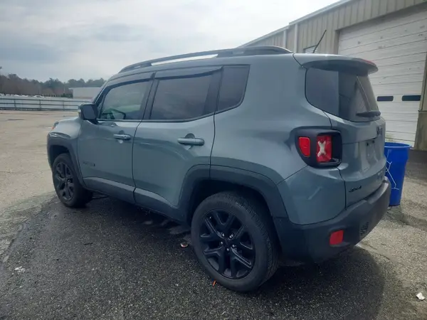 ZACCJBBB4JPJ00177 2018 JEEP RENEGADE - Image 2
