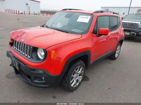 ZACCJBBB4JPJ09042 2018 JEEP RENEGADE - Image 2