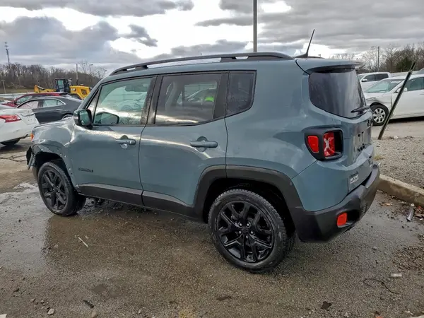 ZACCJBBB4JPJ13821 2018 JEEP RENEGADE - Image 2