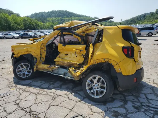 ZACCJBBB4JPJ39822 2018 JEEP RENEGADE - Image 2