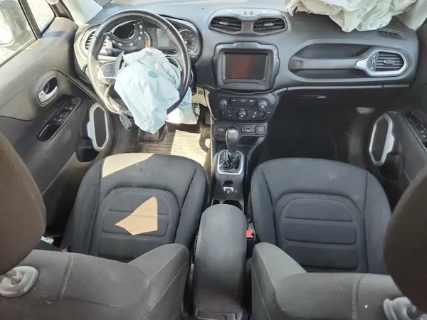 ZACCJBBB4JPJ43840 2018 JEEP RENEGADE - Image 8