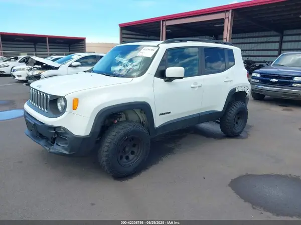 ZACCJBBB5HPE50771 2017 JEEP RENEGADE - Image 2