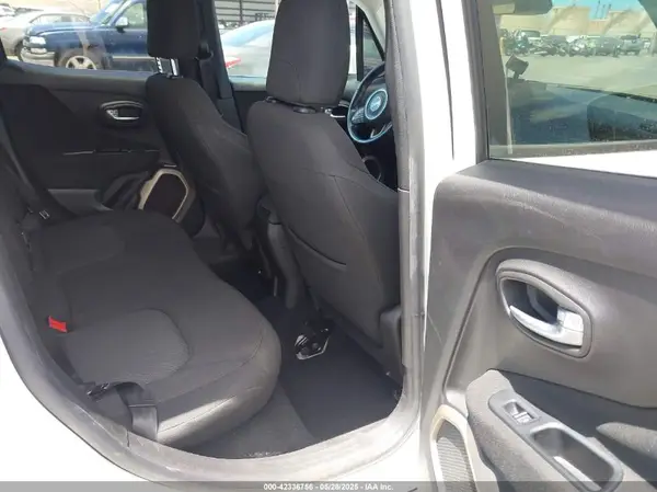ZACCJBBB5HPE50771 2017 JEEP RENEGADE - Image 8