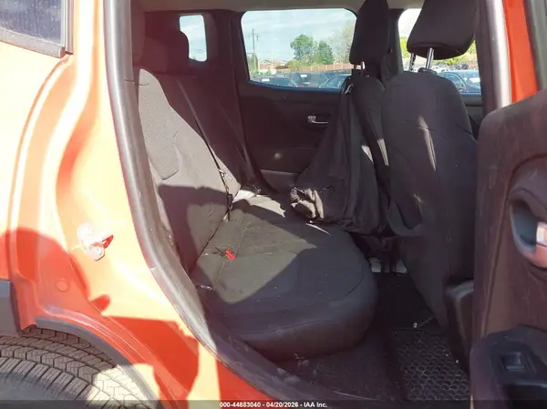 ZACCJBBB5HPE51970 2017 JEEP RENEGADE - Image 8