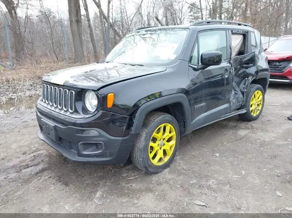 ZACCJBBB5HPE89005 2017 JEEP RENEGADE - Image 2