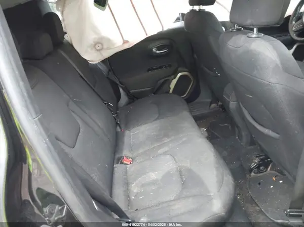 ZACCJBBB5HPE89005 2017 JEEP RENEGADE - Image 8