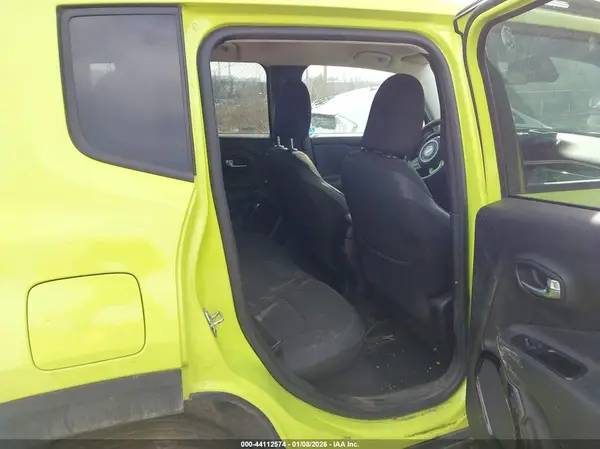 ZACCJBBB5HPE94110 2017 JEEP RENEGADE - Image 8