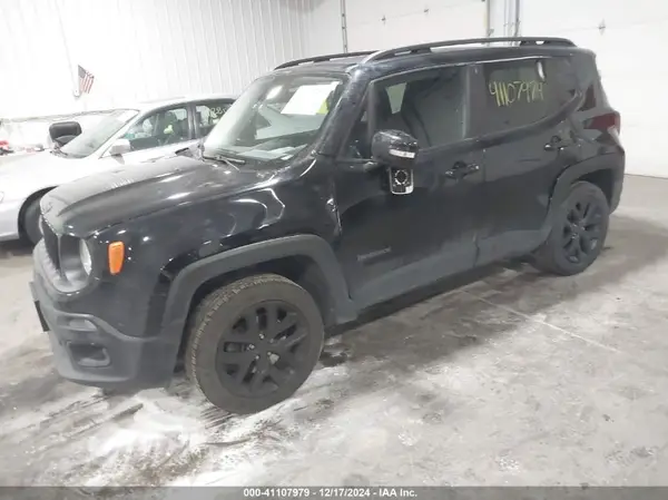 ZACCJBBB5HPF11052 2017 JEEP RENEGADE - Image 2