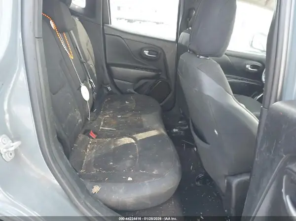 ZACCJBBB5HPF17949 2017 JEEP RENEGADE - Image 8