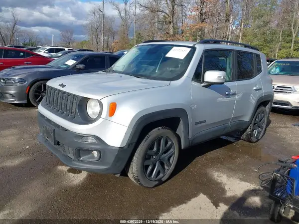 ZACCJBBB5HPF35884 2017 JEEP RENEGADE - Image 2