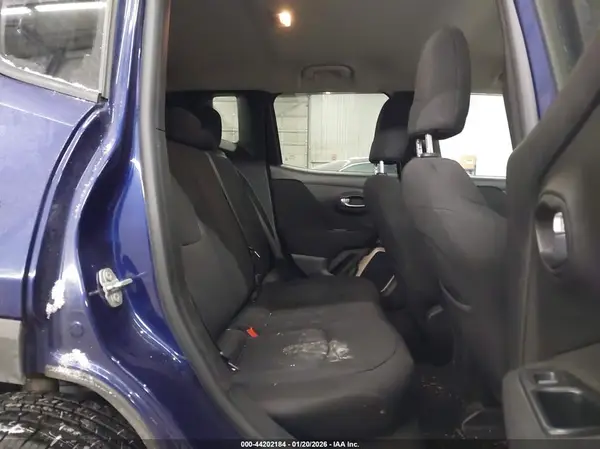 ZACCJBBB5HPF69100 2017 JEEP RENEGADE - Image 8