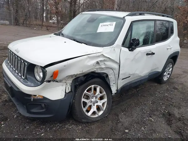 ZACCJBBB5HPF98855 2017 JEEP RENEGADE - Image 2