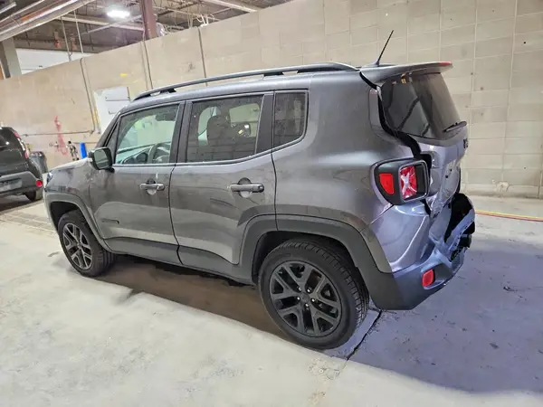 ZACCJBBB5HPG23558 2017 JEEP RENEGADE - Image 2
