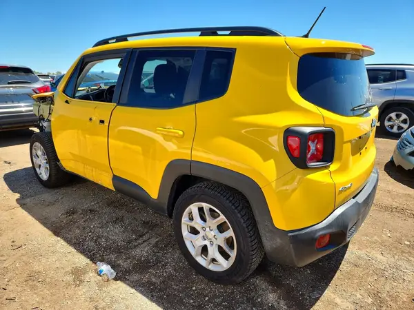 ZACCJBBB5HPG25391 2017 JEEP RENEGADE - Image 2