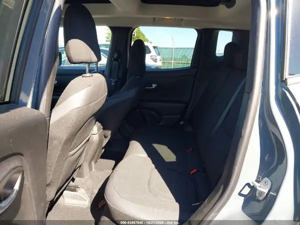 ZACCJBBB5HPG53143 2017 JEEP RENEGADE - Image 8