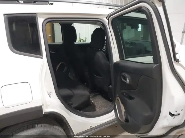 ZACCJBBB5HPG59024 2017 JEEP RENEGADE - Image 8