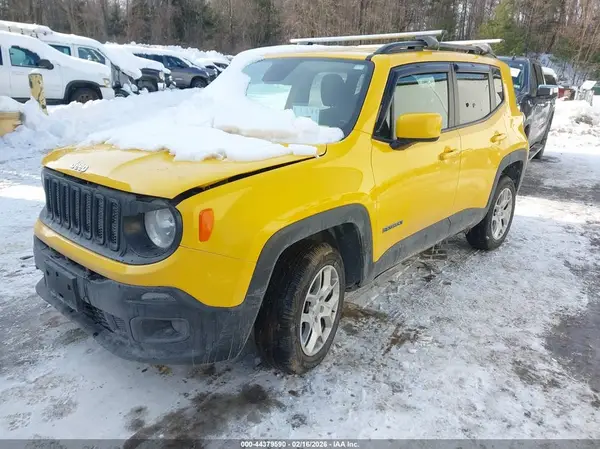 ZACCJBBB5JPH14951 2018 JEEP RENEGADE - Image 2