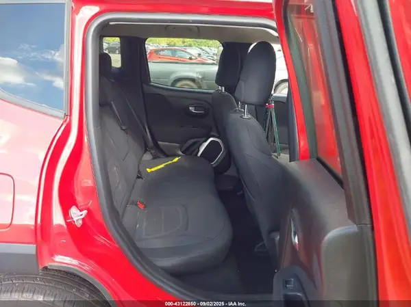 ZACCJBBB5JPH29353 2018 JEEP RENEGADE - Image 8