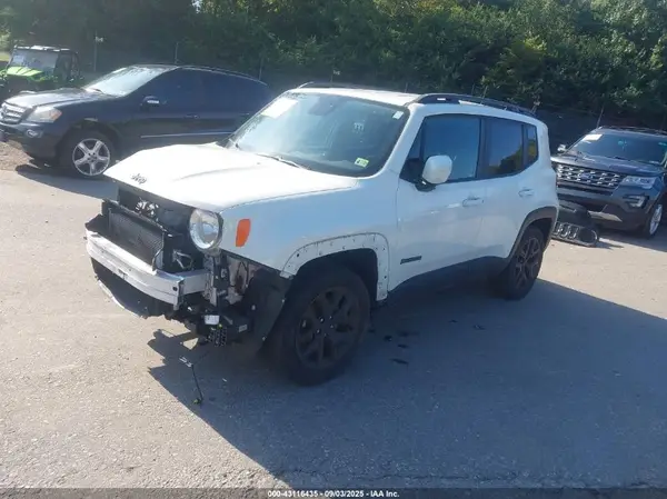 ZACCJBBB5JPH30485 2018 JEEP RENEGADE - Image 2