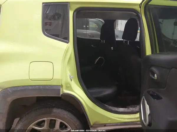 ZACCJBBB5JPH45570 2018 JEEP RENEGADE - Image 8
