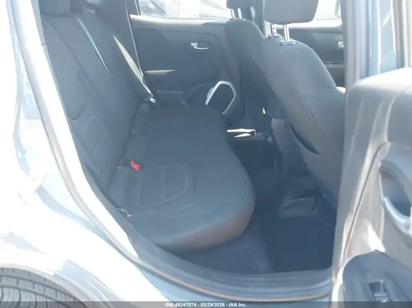 ZACCJBBB5JPH52115 2018 JEEP RENEGADE - Image 8