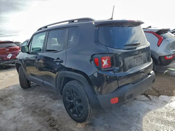 ZACCJBBB5JPH68637 2018 JEEP RENEGADE - Image 2