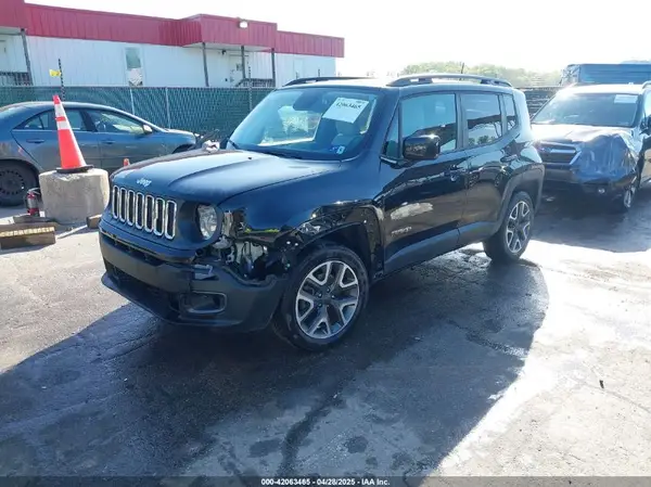 ZACCJBBB5JPH91657 2018 JEEP RENEGADE - Image 2