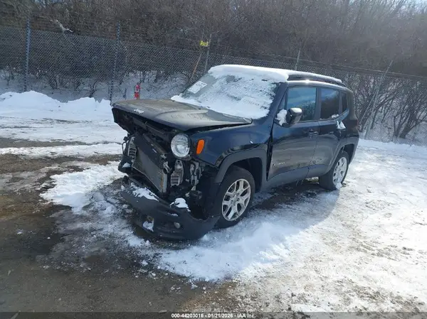 ZACCJBBB5JPJ05601 2018 JEEP RENEGADE - Image 2