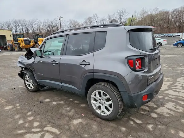 ZACCJBBB5JPJ10250 2018 JEEP RENEGADE - Image 2