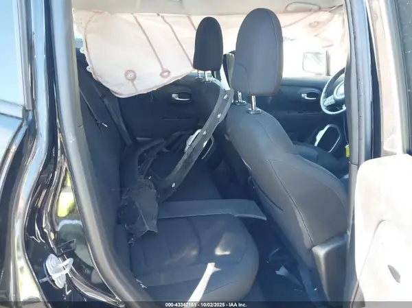 ZACCJBBB5JPJ21975 2018 JEEP RENEGADE - Image 8