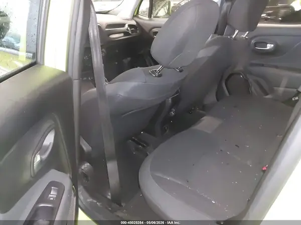 ZACCJBBB5JPJ43054 2018 JEEP RENEGADE - Image 8