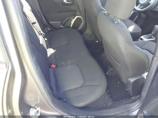 ZACCJBBB6HPE42257 2017 JEEP RENEGADE - Image 8