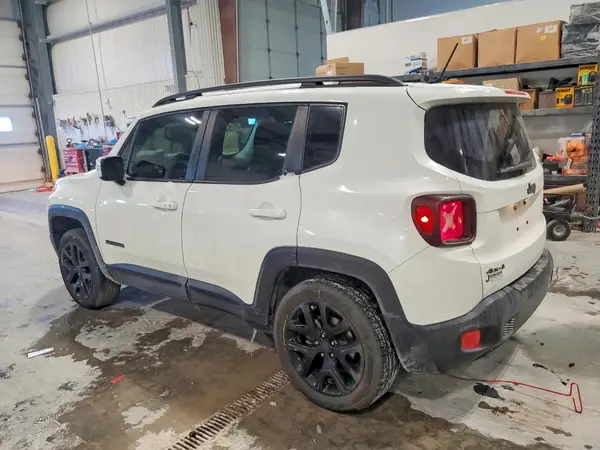 ZACCJBBB6HPE60709 2017 JEEP RENEGADE - Image 2