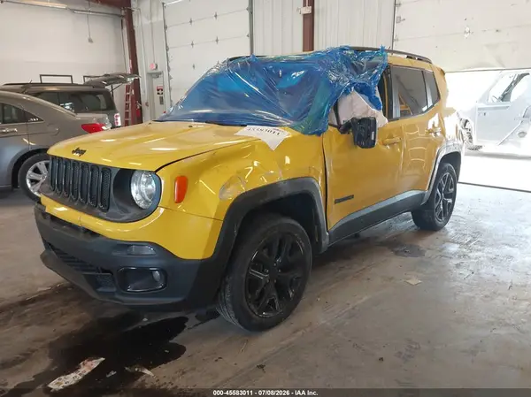 ZACCJBBB6HPE68521 2017 JEEP RENEGADE - Image 2