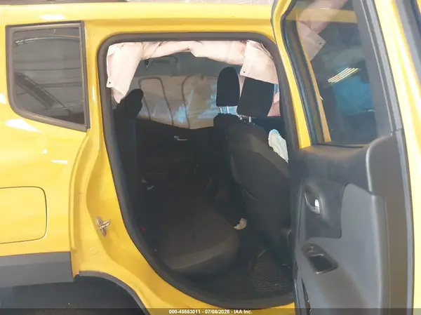 ZACCJBBB6HPE68521 2017 JEEP RENEGADE - Image 8