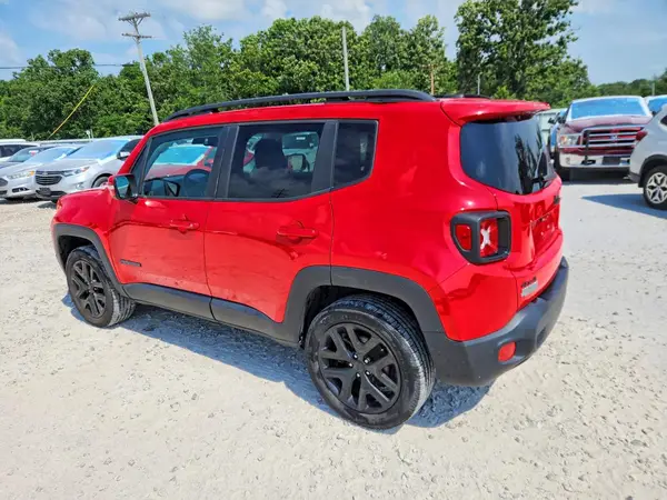 ZACCJBBB6HPE76277 2017 JEEP RENEGADE - Image 2